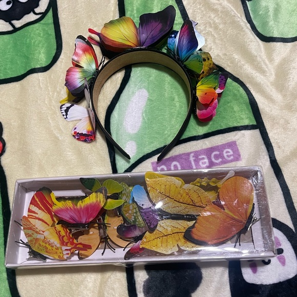Butterfly Rave Accessories - Picture 2 of 2